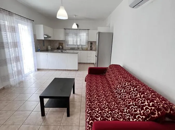 Prázdninový dům Pafia Sunbeach Townhouse Paphos