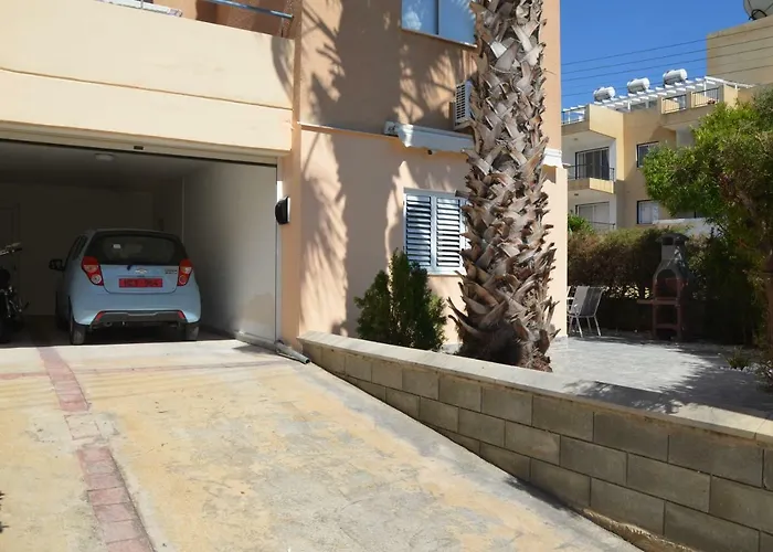 Prázdninový dům Pafia Sunbeach Townhouse Paphos