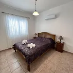 Dom wakacyjny Pafia Sunbeach Townhouse
