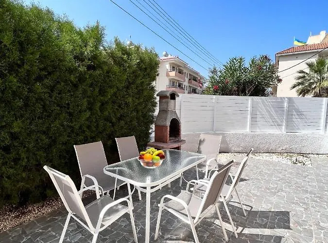 Pafia Sunbeach Townhouse Paphos