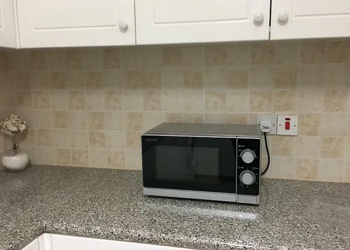 Semesterbostad Pafia Sunbeach Townhouse *